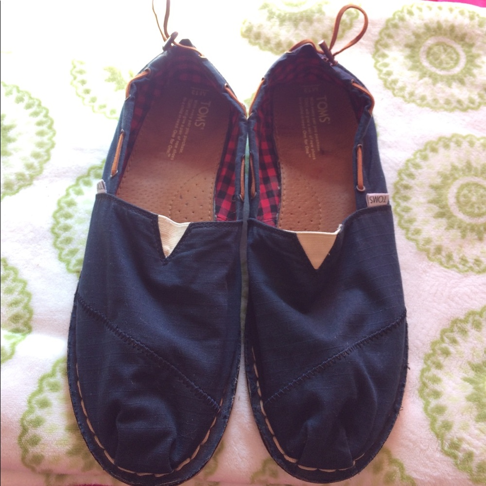Vintage Tom's Luxury edition / Excellent Condition/ Very Durable